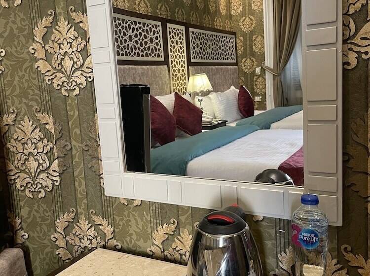 اتاق لوکس یک تخته, Cairo Inn