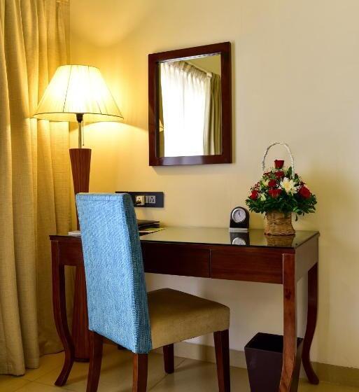 Номер Стандарт, Golden Tulip Candolim, Goa