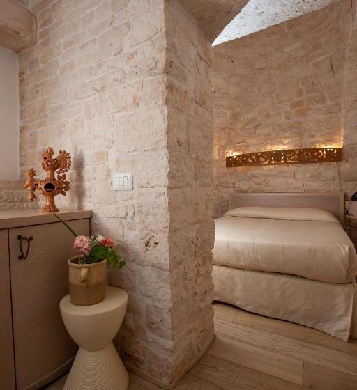 اتاق لوکس یک تخته, Le Alcove   Luxury Hotel Nei Trulli