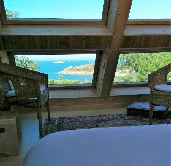 Номер Стандарт Вид на Море, Cosmeur B&b