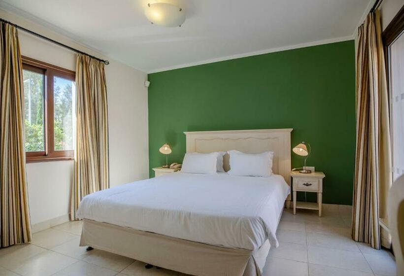 Апартаменты 1 Спальня, Aliathon Resort