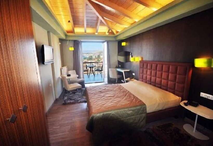 Номер Deluxe Вид на Море, Amfitriti Palazzo