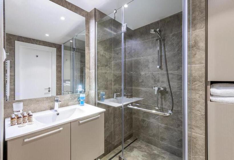 1 Bedroom Apartment Sea View, Alliance Palace Batumi By Marriott