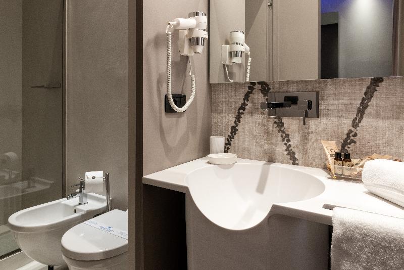 اتاق لوکس با بالکن, Le Camp Suite & Spa
