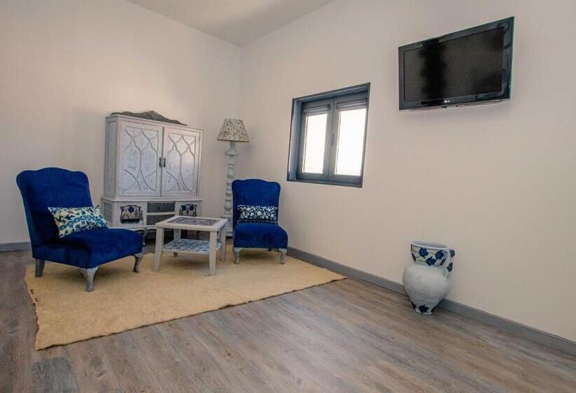 Студия Deluxe, Casa Do Leão