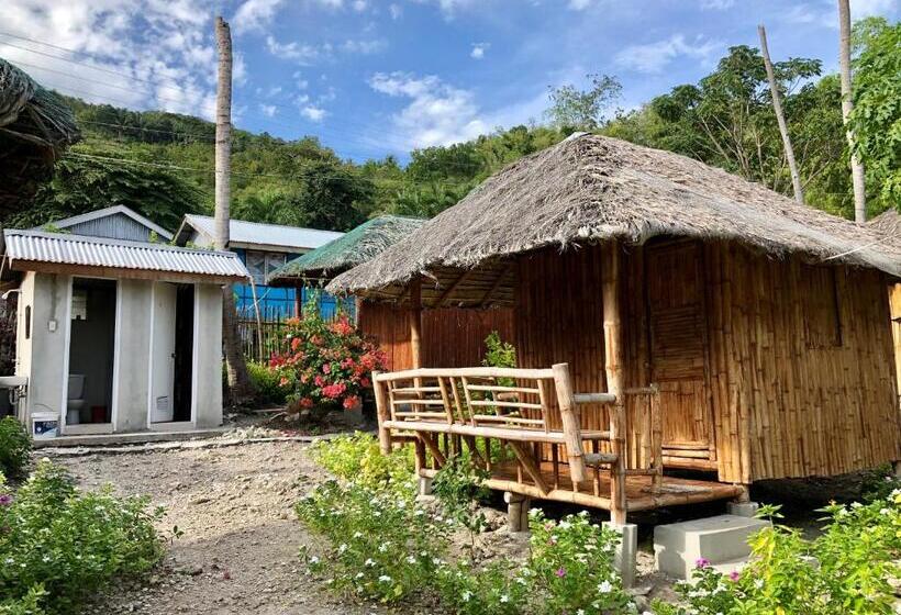 标准间带阳台, Sharky Hostel Oslob