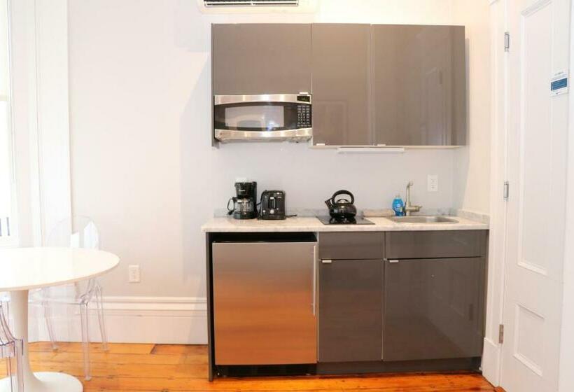 Студия Стандарт, Charming & Stylish Studio On Beacon Hill #8