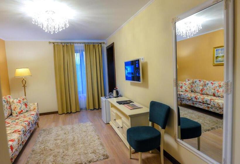 Апартаменты 1 Спальня Вид на Сад, Villa Boutique Alina