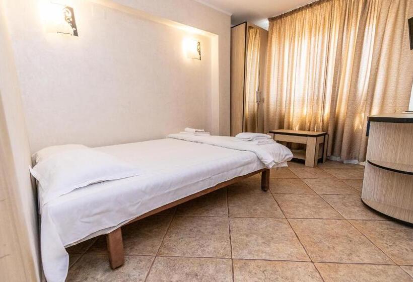 ファミリールーム, Vila Plaja Azur