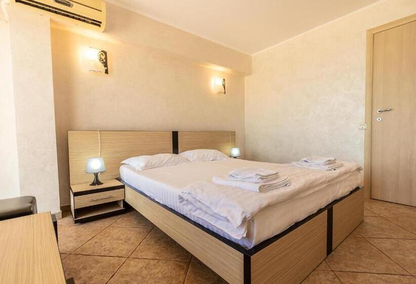 ファミリールーム, Vila Plaja Azur