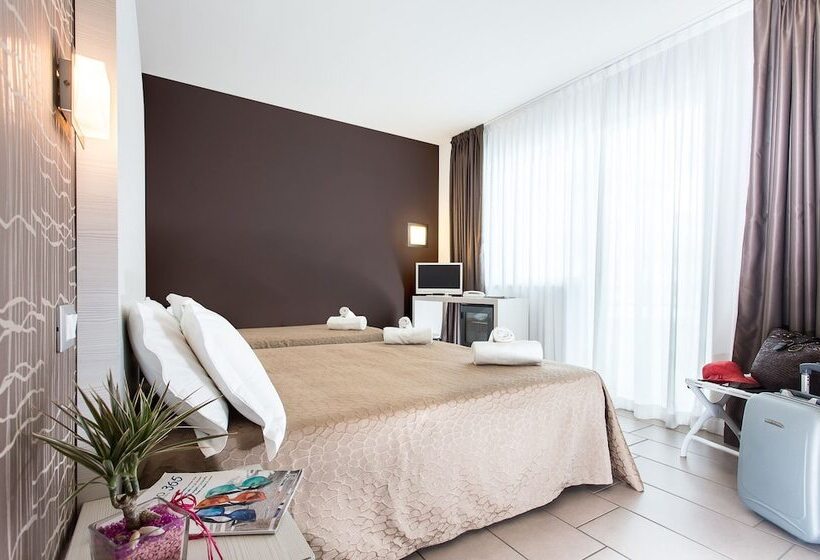 اتاق استاندارد سه نفره, Mokambo Shore Design