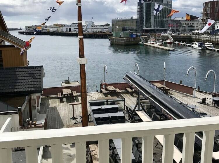 小型套房带阳台, Anker Brygge