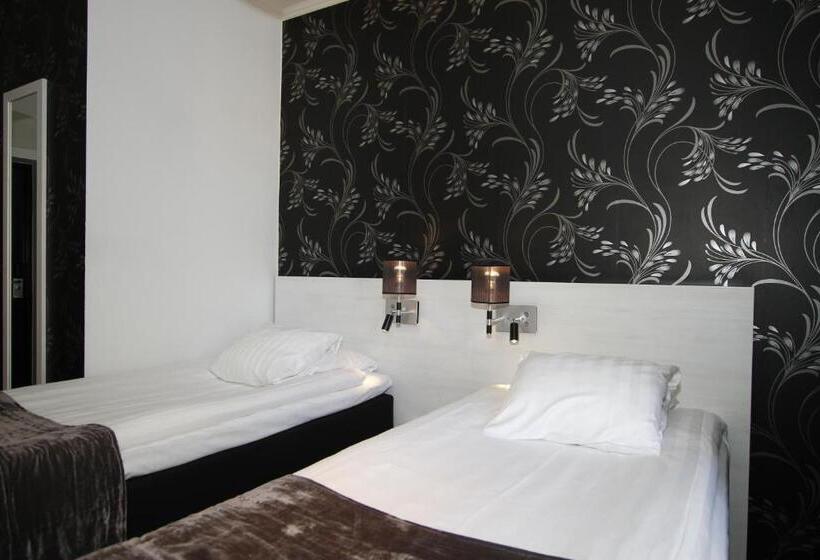 Номер Deluxe, Donners Hotell