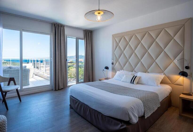 Номер Стандарт Вид на Море с Террасой, Revellata & Spa