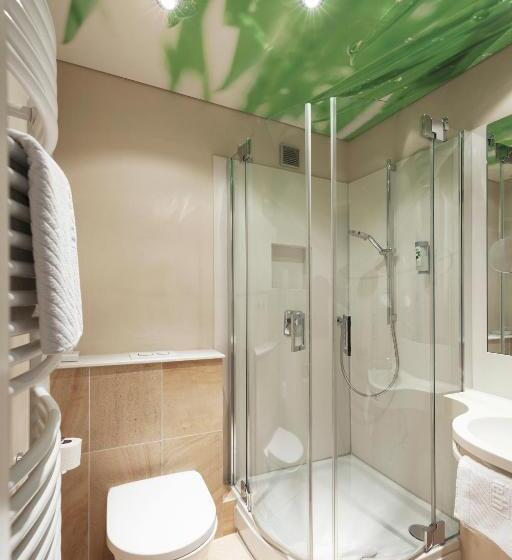 Quarto Estandar Individual, Rieth