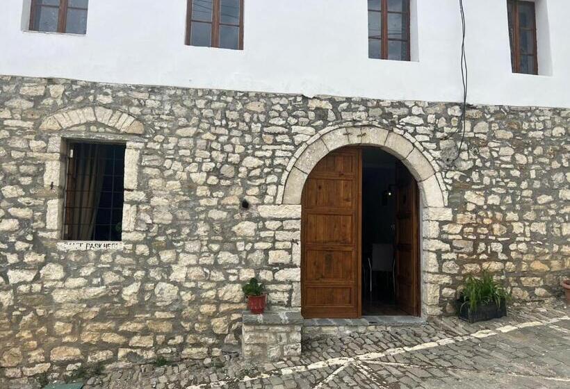4인용 스탠다드 룸, Omer The Ottoman House