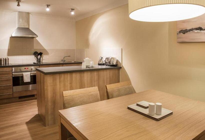 Студия Стандарт, De Vere Cotswold Water Park Apartments