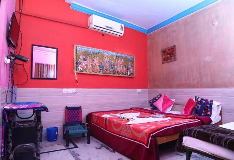 Семейный Номер, Royal Heritage Guest House