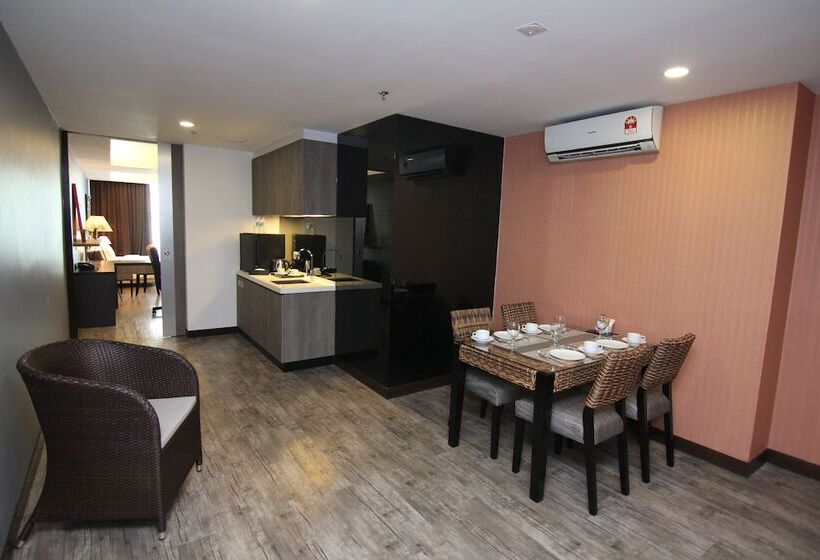 سوییت اجرایی, Nexus Regency Suites &