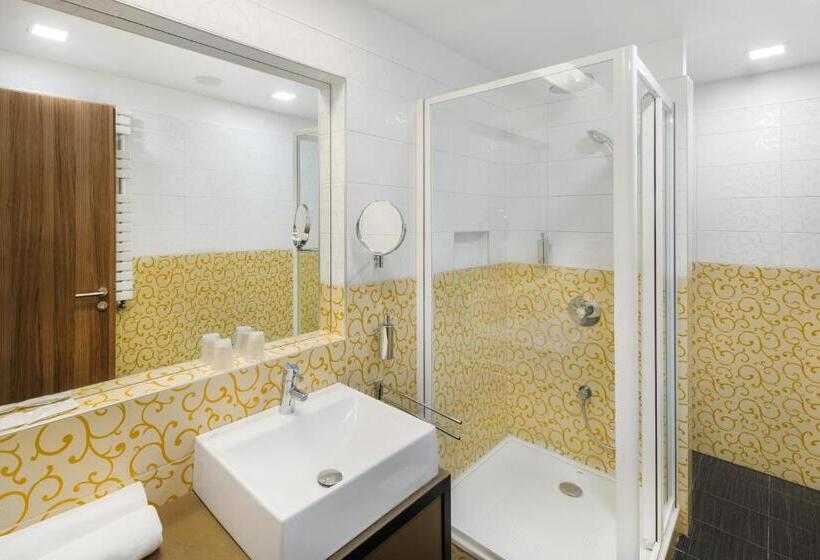 Номер Deluxe, Corso Hotel Pécs