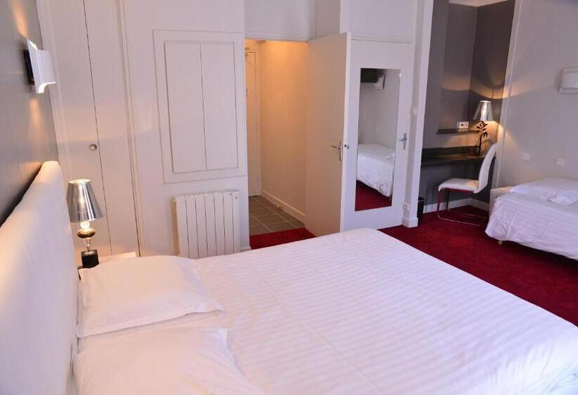 Семейный Номер, Hôtel Le Square
