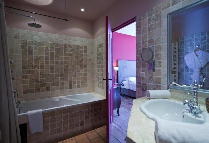 اتاق لوکس, La Prévôté   Hôtel Particulier & Restaurant