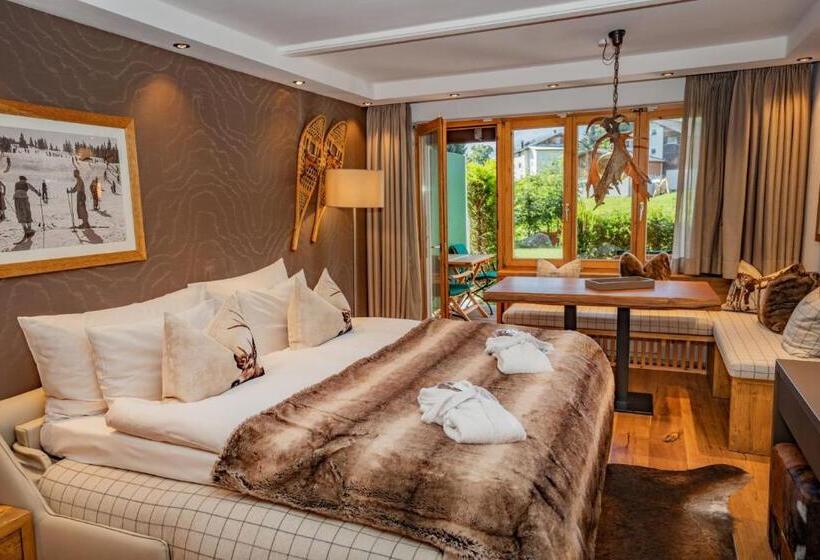Номер Стандарт Вид на Сад, La Val Hotel & Spa
