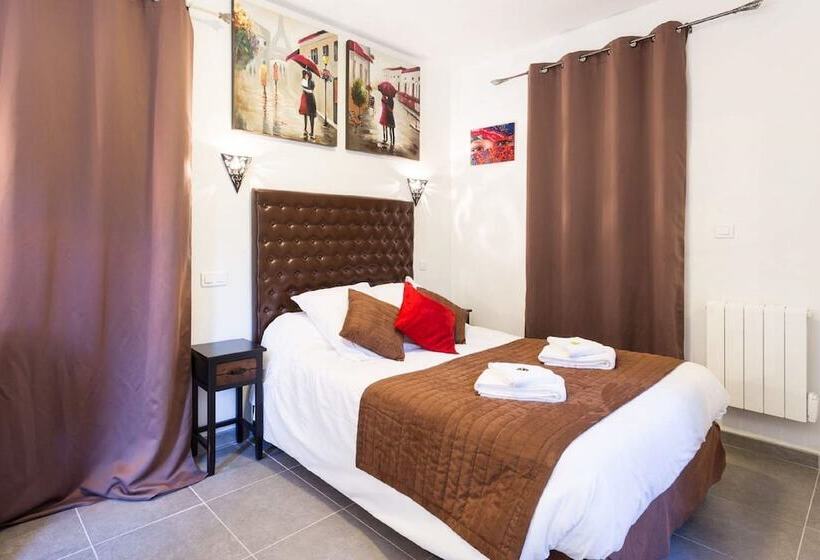 Номер Стандарт, Logis Hôtel Emeraude Des Bois