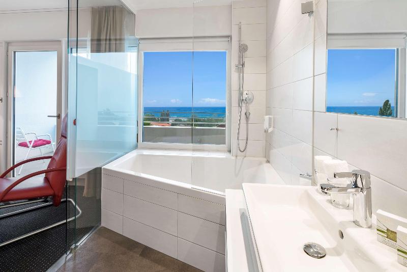 Полулюкс Вид на Озеро, Best Western Hotel Rebstock