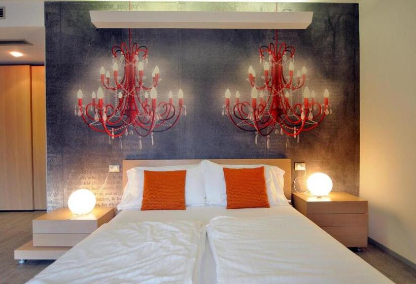 Junior Suite Deluxe, Cleofe
