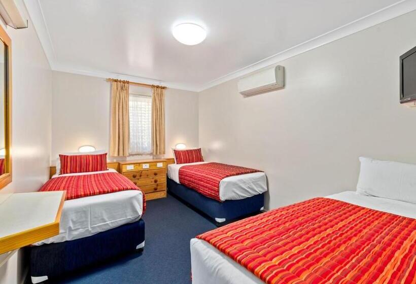 Семейный Номер, Econo Lodge Alabaster
