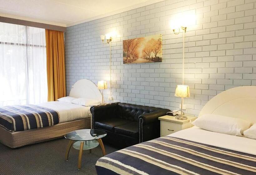 이그제큐티브 룸, Statesman Motor Inn