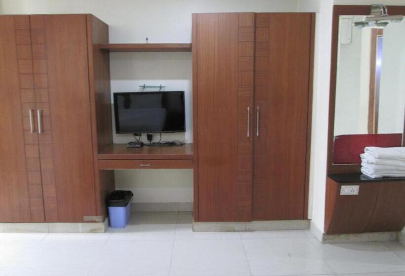 Quarto Triplo Deluxe, Imperial Classic