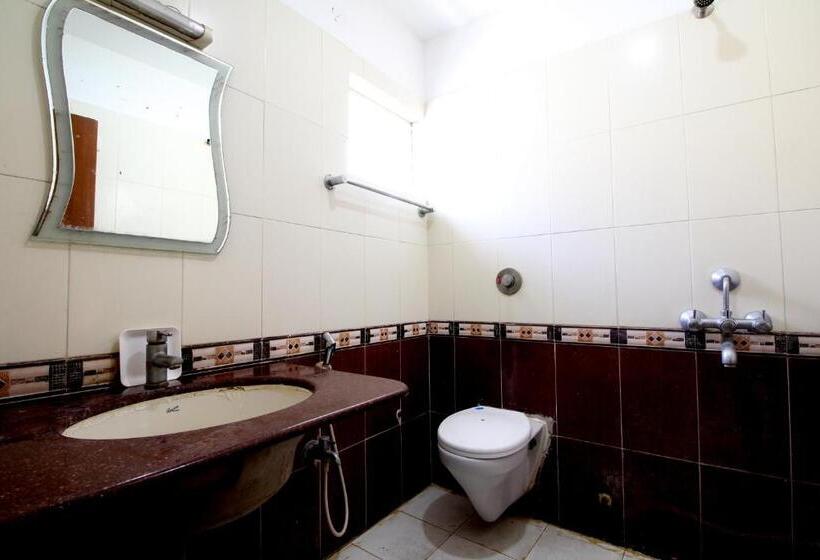 Quarto Triplo Deluxe, Imperial Classic