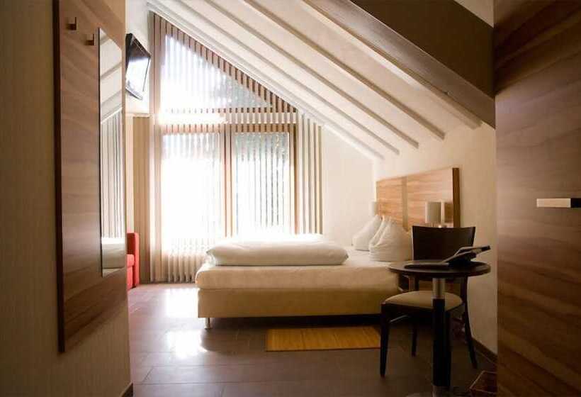 Номер Стандарт с Балконом, Parkhotel Lindau