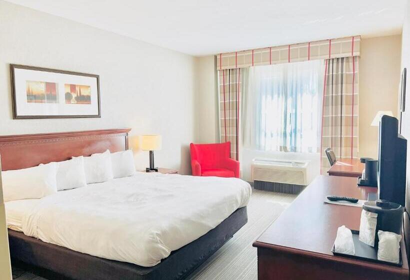 Номер Стандарт Кровать Кинг Адаптированный для Инвалидов, Country Inn & Suites By Radisson, Emporia, Va