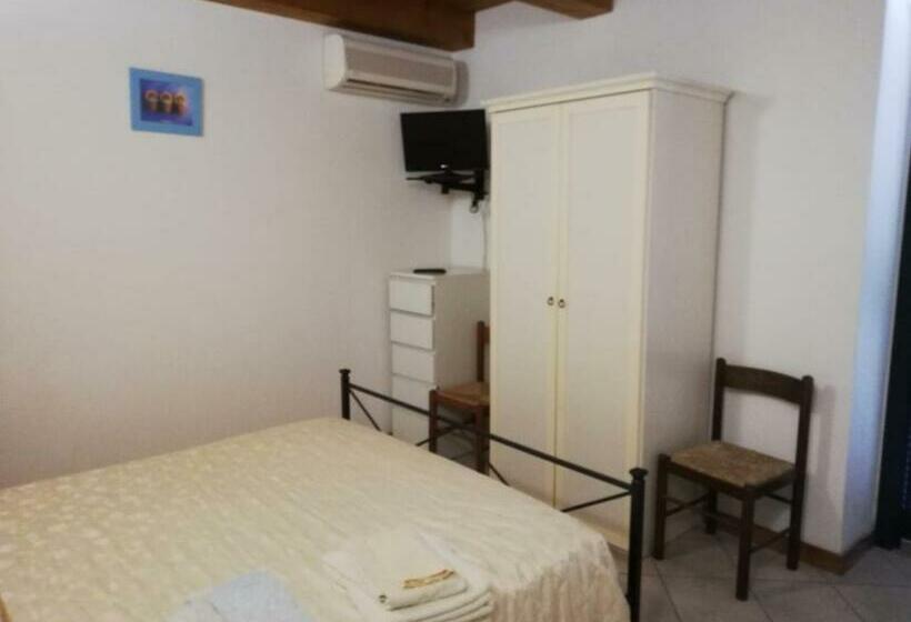 스탠다드 룸 킹사이즈 침대, Agriturismo Il Fienile
