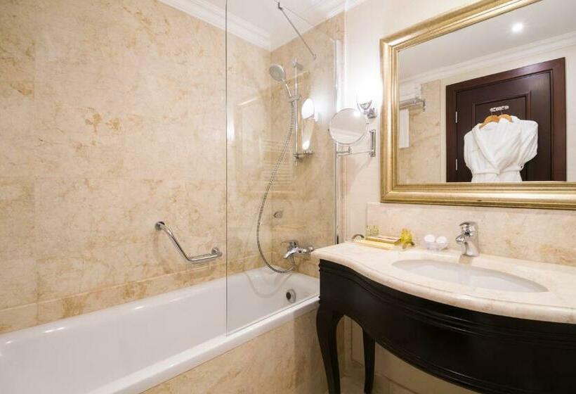 스탠다드 룸, Rixos-prykarpattya Resort