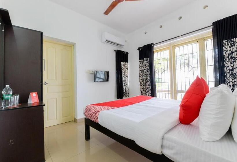 Трехместный Номер Классика, Collection O 30456 Amare Holidays