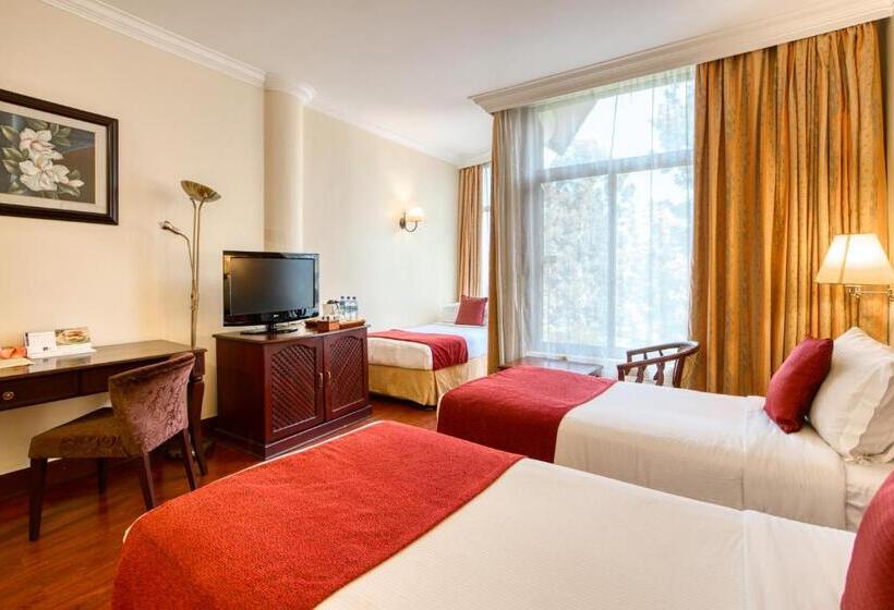 Трехместный Президентский, Kibo Palace Hotel Arusha