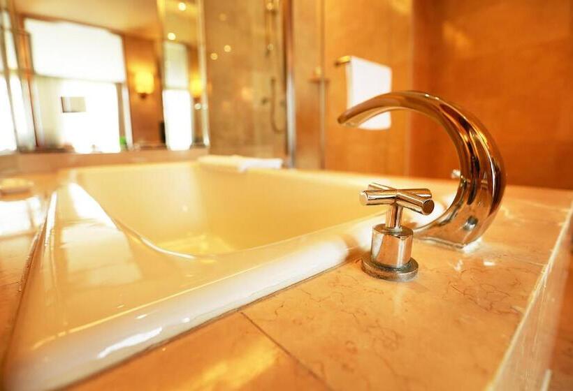 اتاق اجرایی, Jinling Resort Nanjing