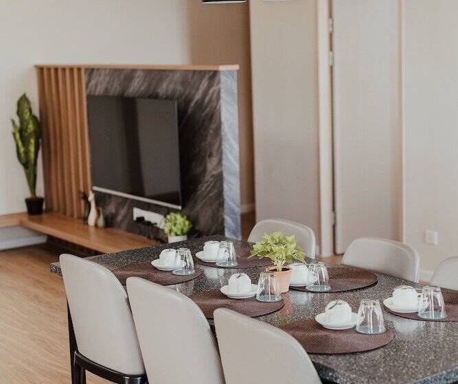 패밀리 스위트, The Aru Hotel At Aru Suites