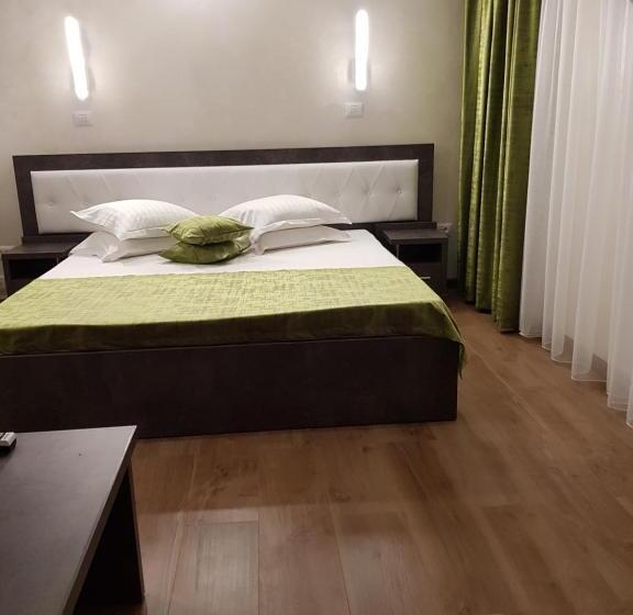 اتاق لوکس, Casa Dfg