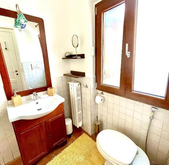 اتاق لوکس چهار تخته, Relais Serapo