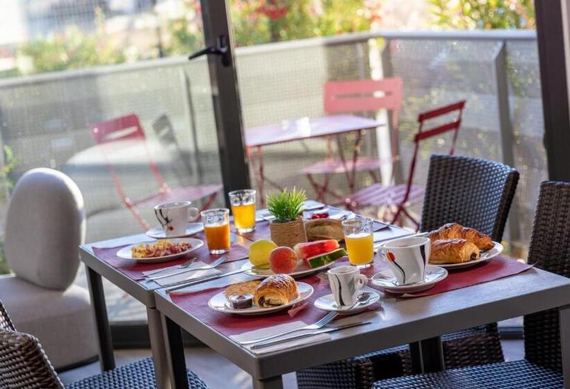 Номер Стандарт, The Originals City, Hôtel Les Dômes, Perpignan Sud Saleilles