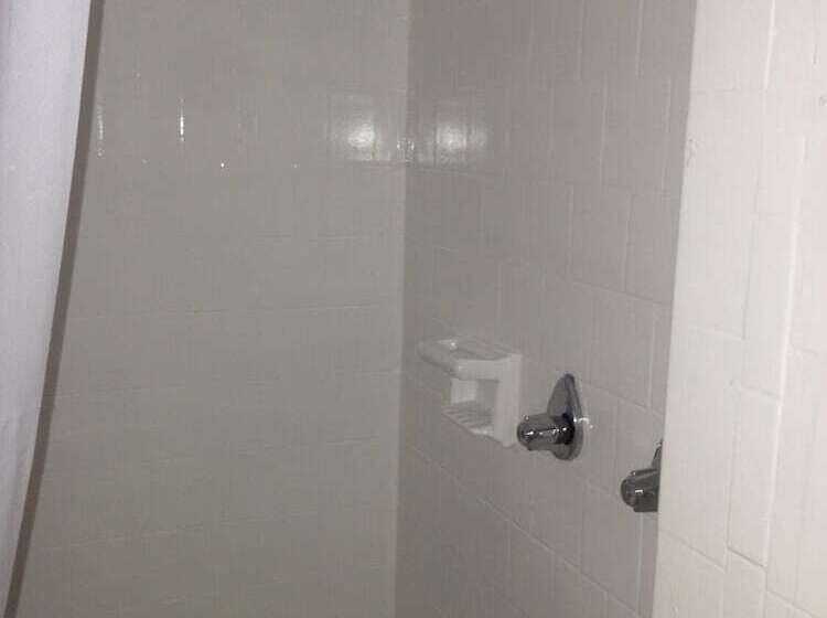 스탠다드 룸 더블 침대 2개, Americas Best Value Inn   Downtown Oakland/lake Merritt
