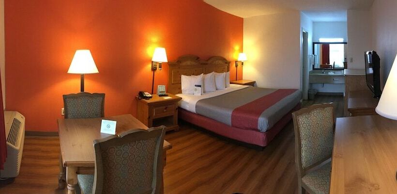 Номер Deluxe, Motel 6 Clarksville, Tn