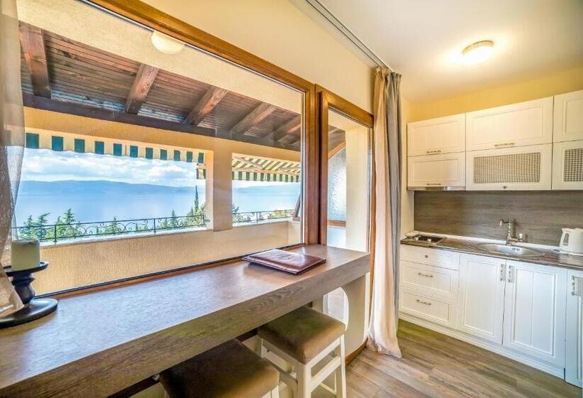 Трехместный Номер Deluxe, Vila Bisera