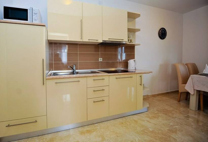 Апартаменты 2 Спальни Вид на Море, Lastura Aparthotel & Mobile Homes