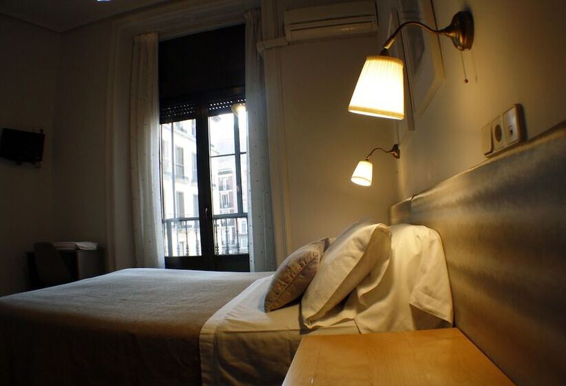 اتاق استاندارد, Hostal Santa Cruz
